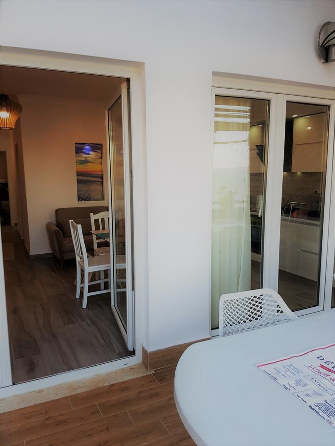 Sofia'S Holiday Apartment Vlore Exterior photo